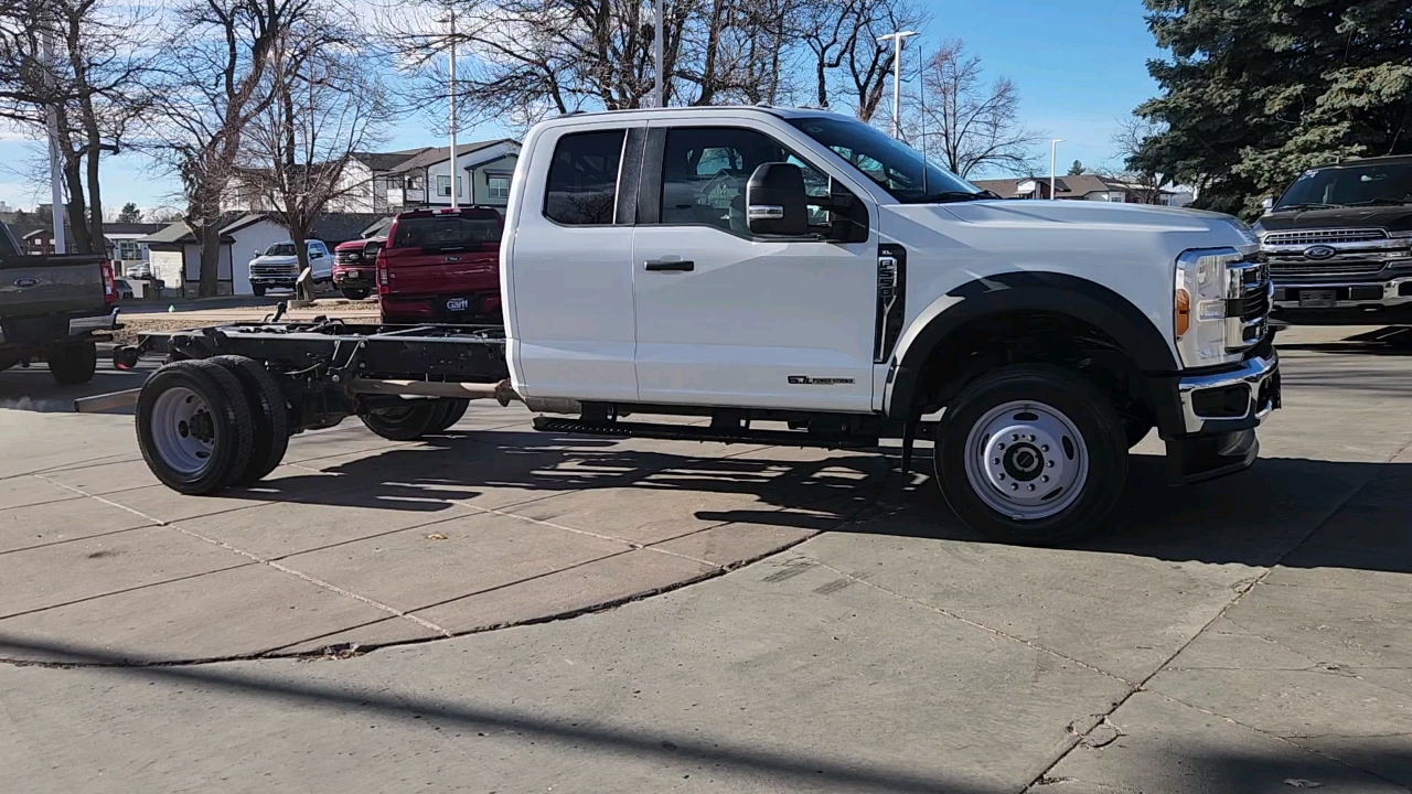 2023 Ford Super Duty F-550 DRW XL 9