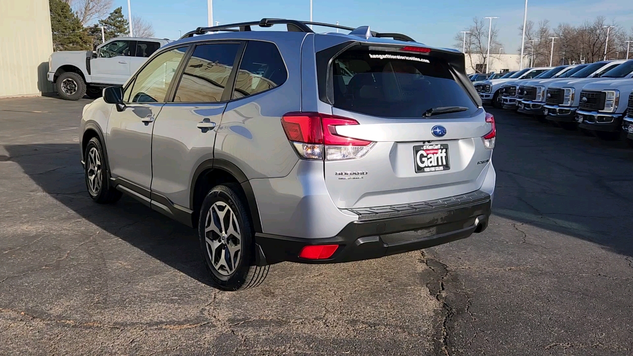 2021 Subaru Forester Premium 3