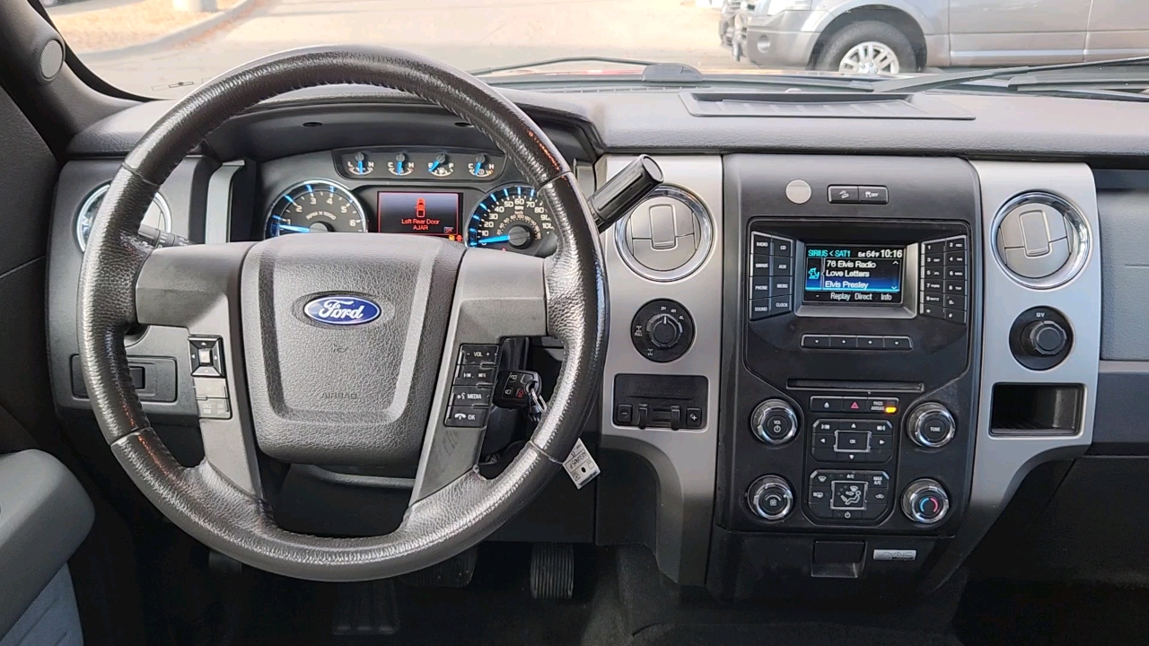 2013 Ford F-150  23