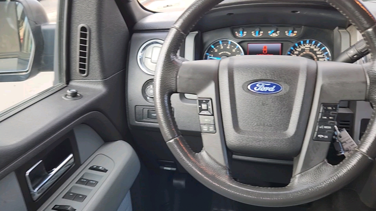 2013 Ford F-150  24