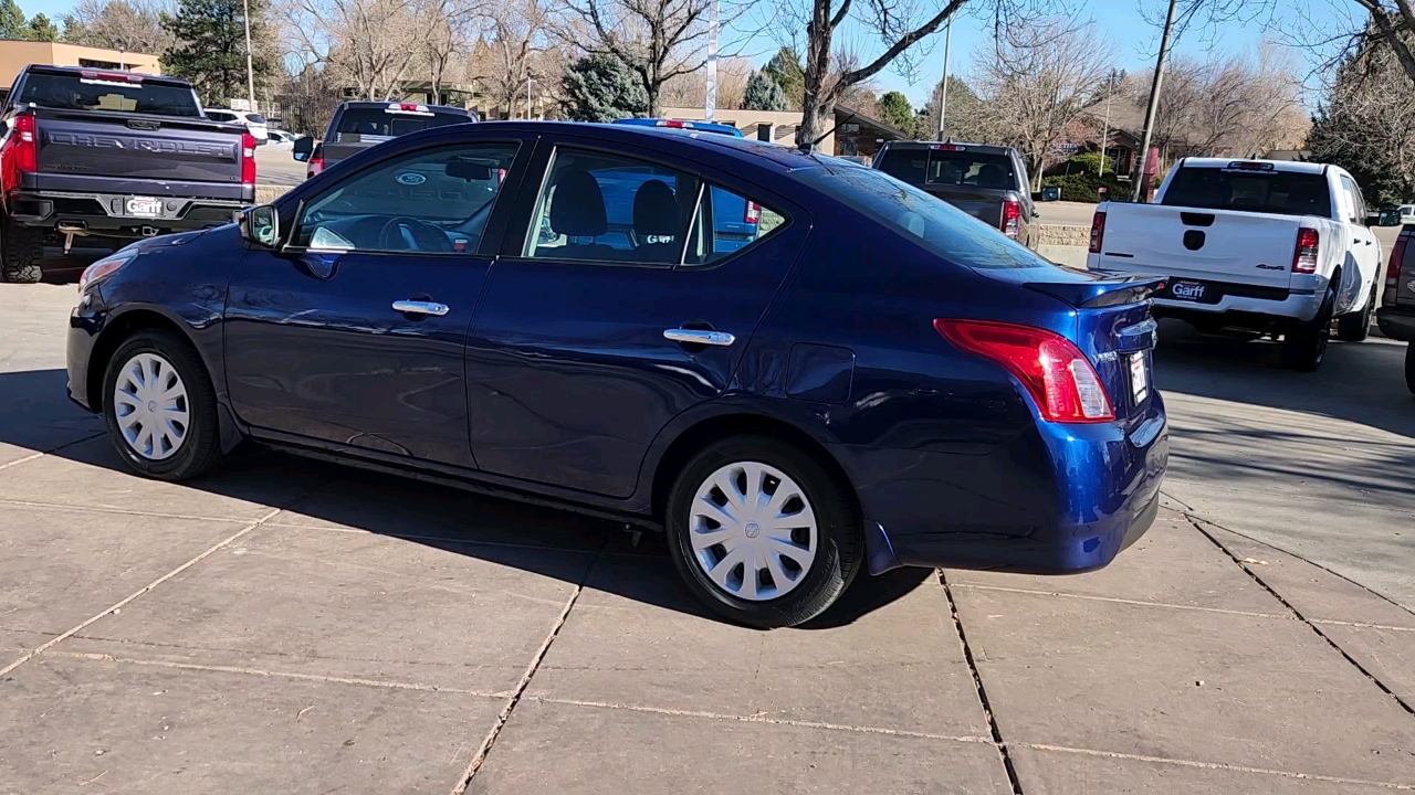 2019 Nissan Versa Sedan SV 3