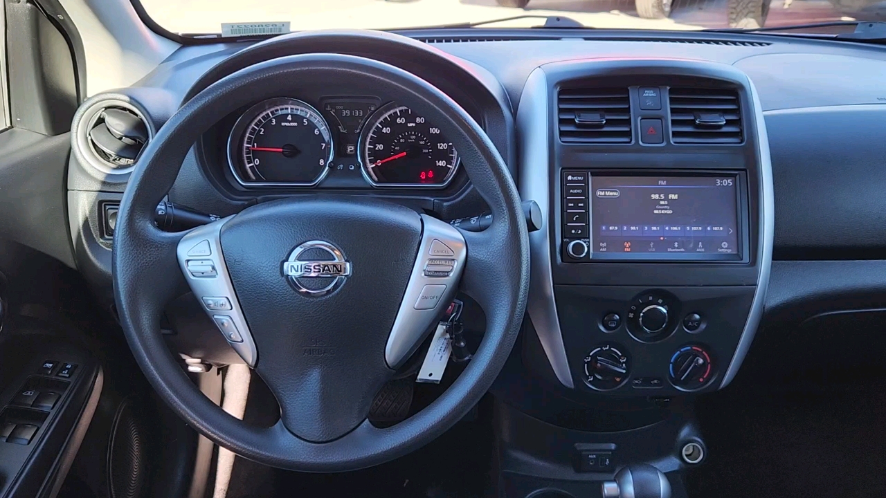 2019 Nissan Versa Sedan SV 10