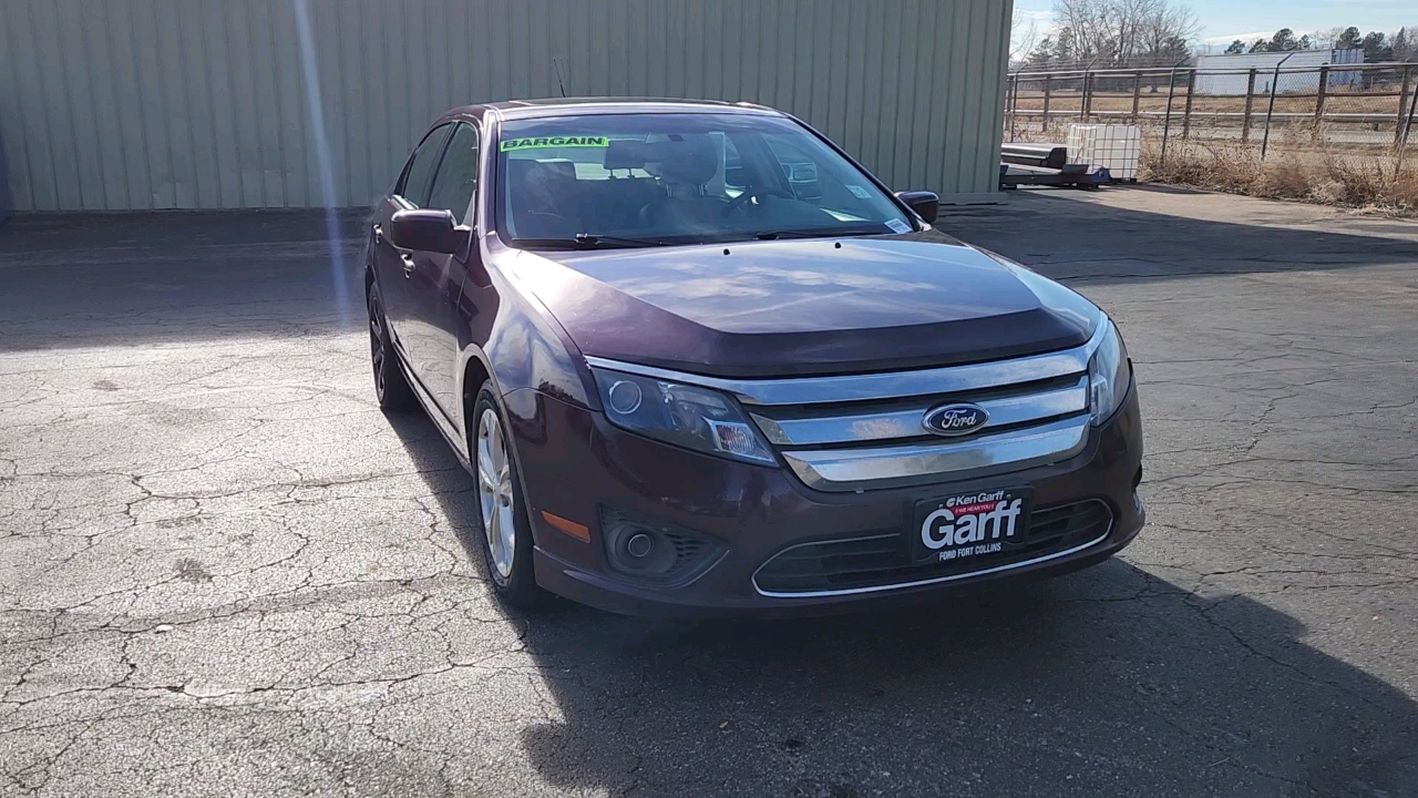 2012 Ford Fusion SE 10