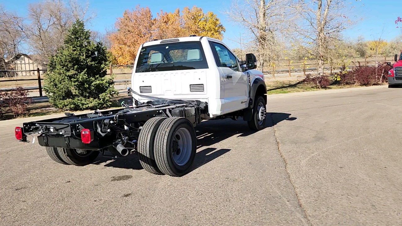 2024 Ford Super Duty F-550 DRW  9