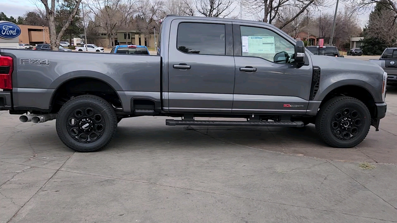 2024 Ford Super Duty F-350 SRW LARIAT 5