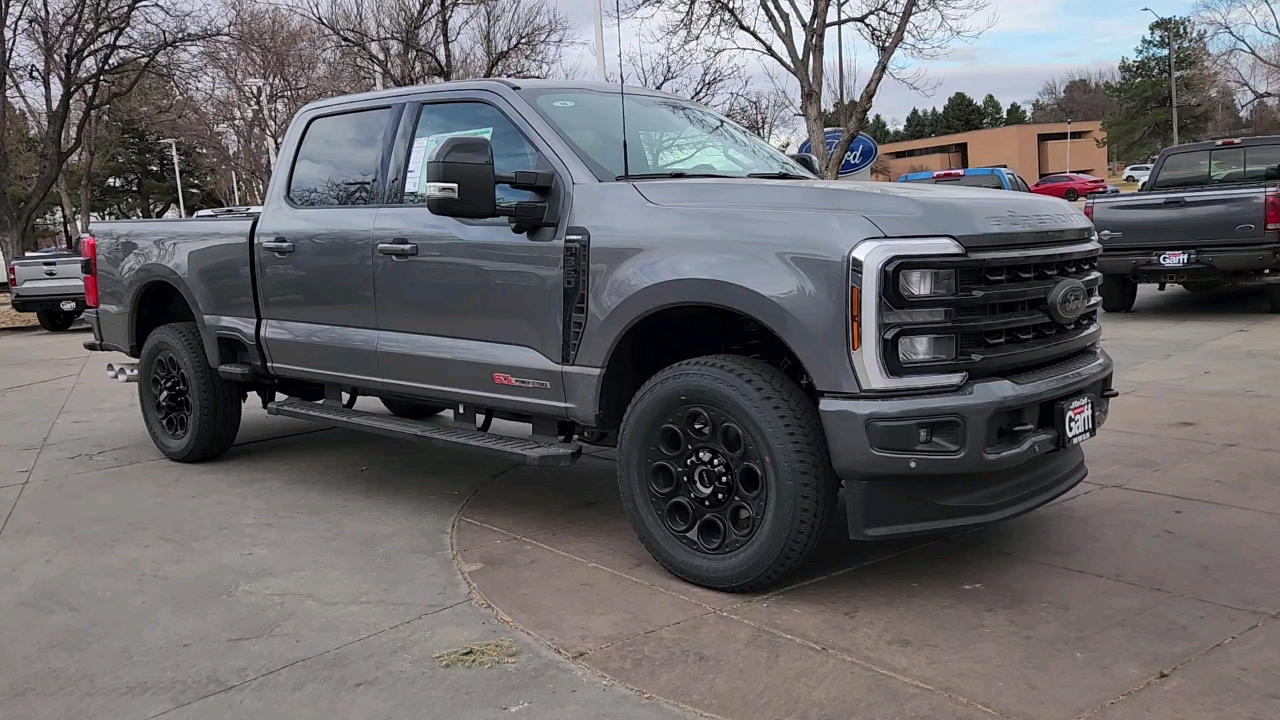 2024 Ford Super Duty F-350 SRW LARIAT 7