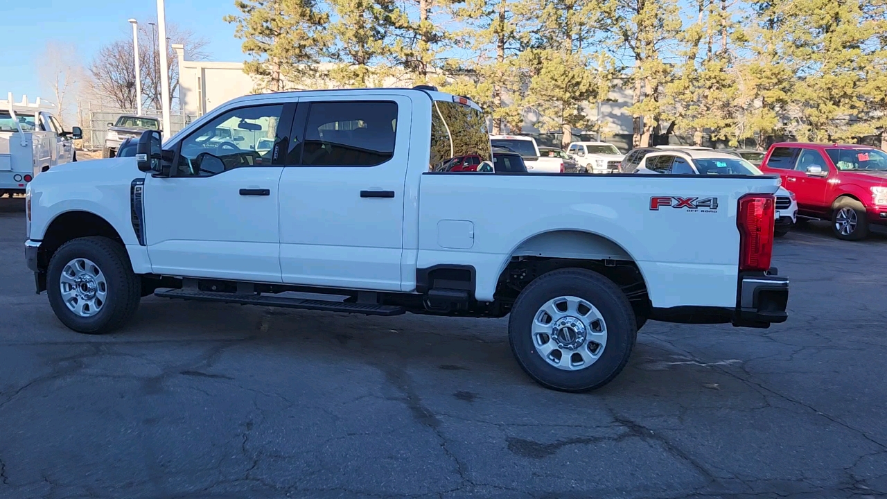 2024 Ford Super Duty F-250 SRW XLT 3