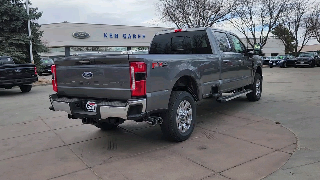 2024 Ford Super Duty F-350 SRW LARIAT 5