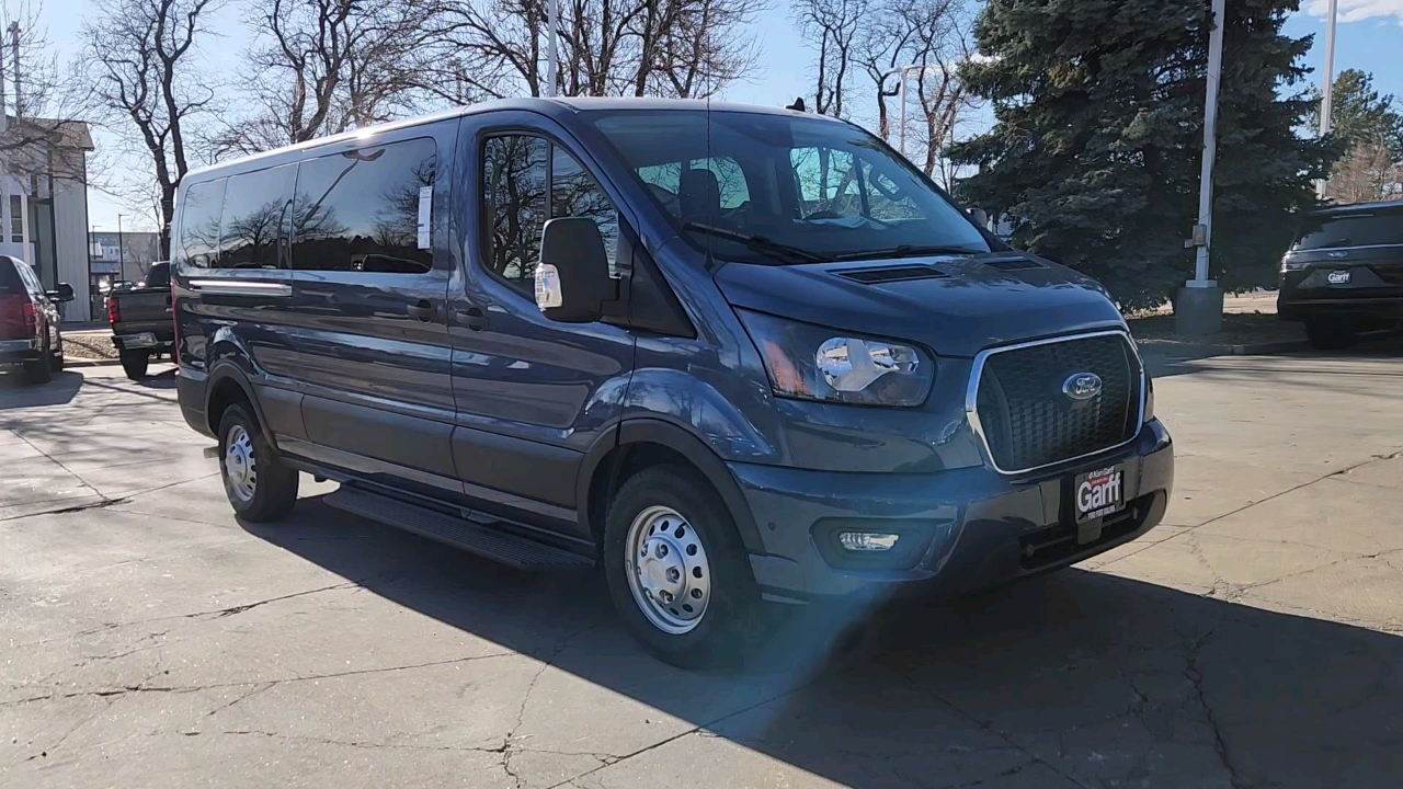 2024 Ford Transit Passenger Wagon XLT 8