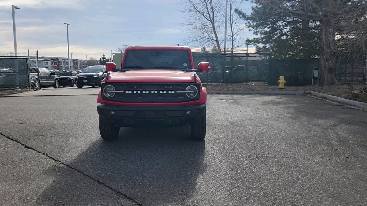 2024 Ford Bronco Outer Banks 8