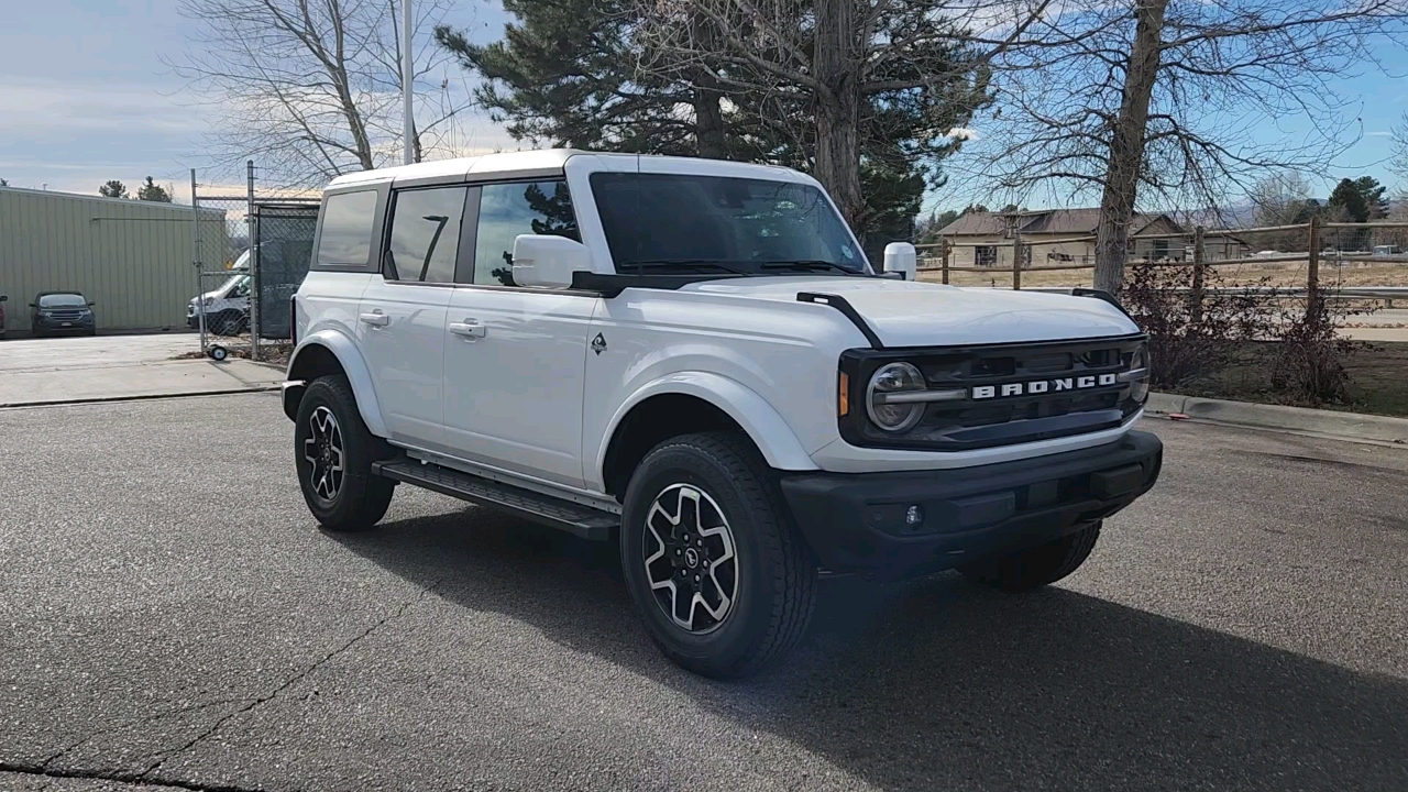 2024 Ford Bronco Outer Banks 7