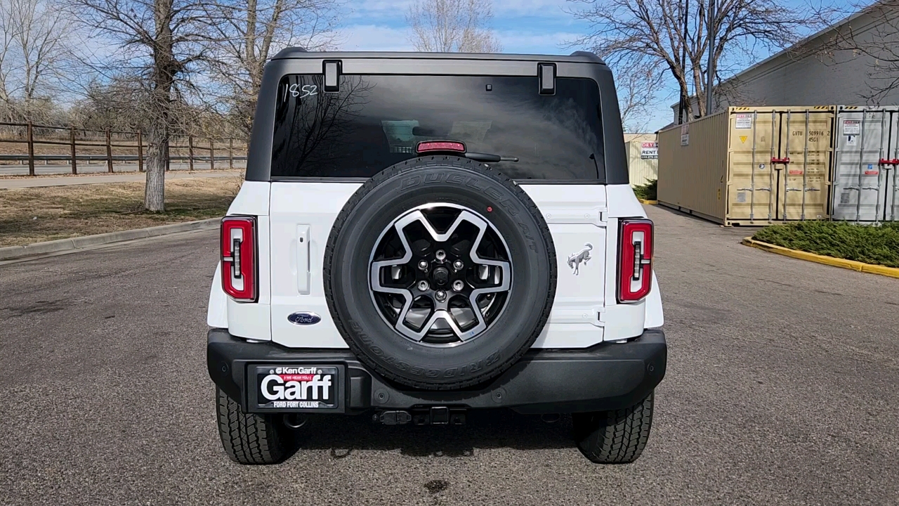 2024 Ford Bronco Outer Banks 26