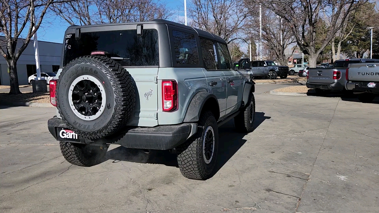 2024 Ford Bronco Black Diamond 5