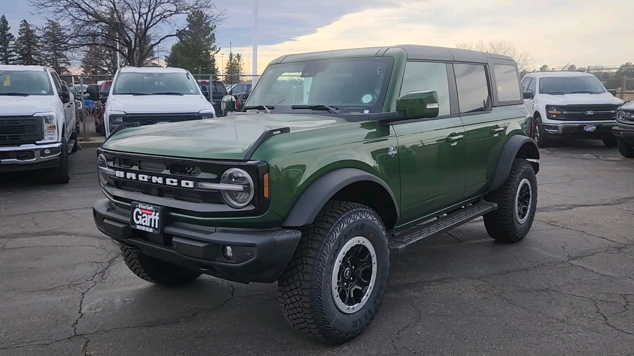 2024 Ford Bronco Outer Banks 1