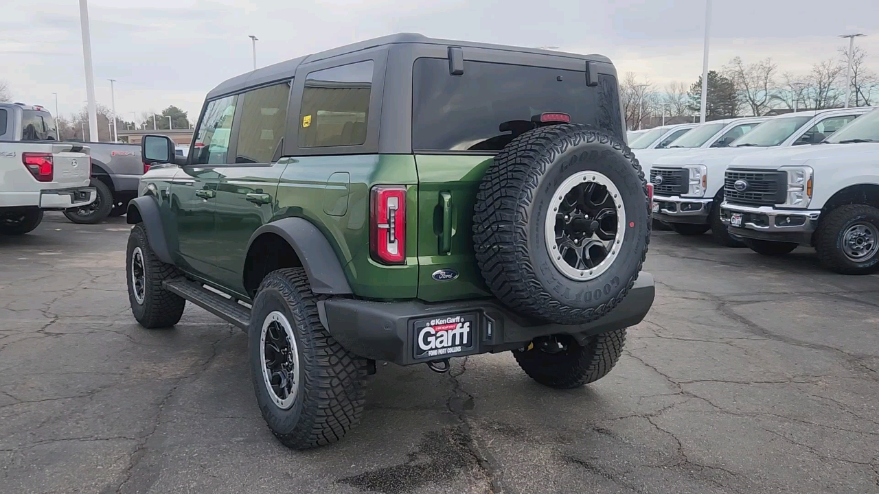 2024 Ford Bronco Outer Banks 3