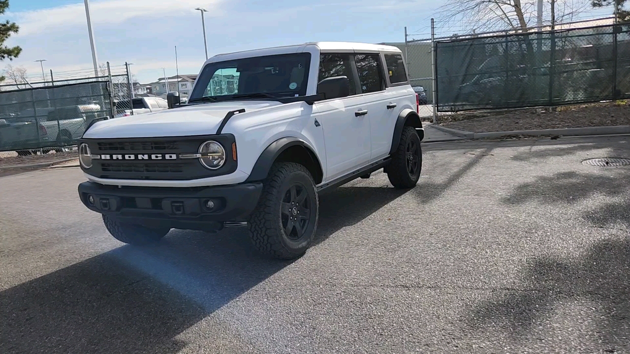 2024 Ford Bronco Black Diamond 14