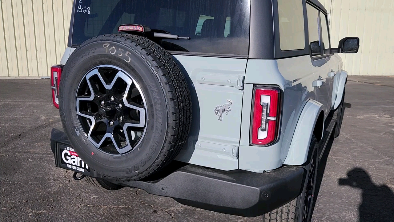 2024 Ford Bronco Outer Banks 23