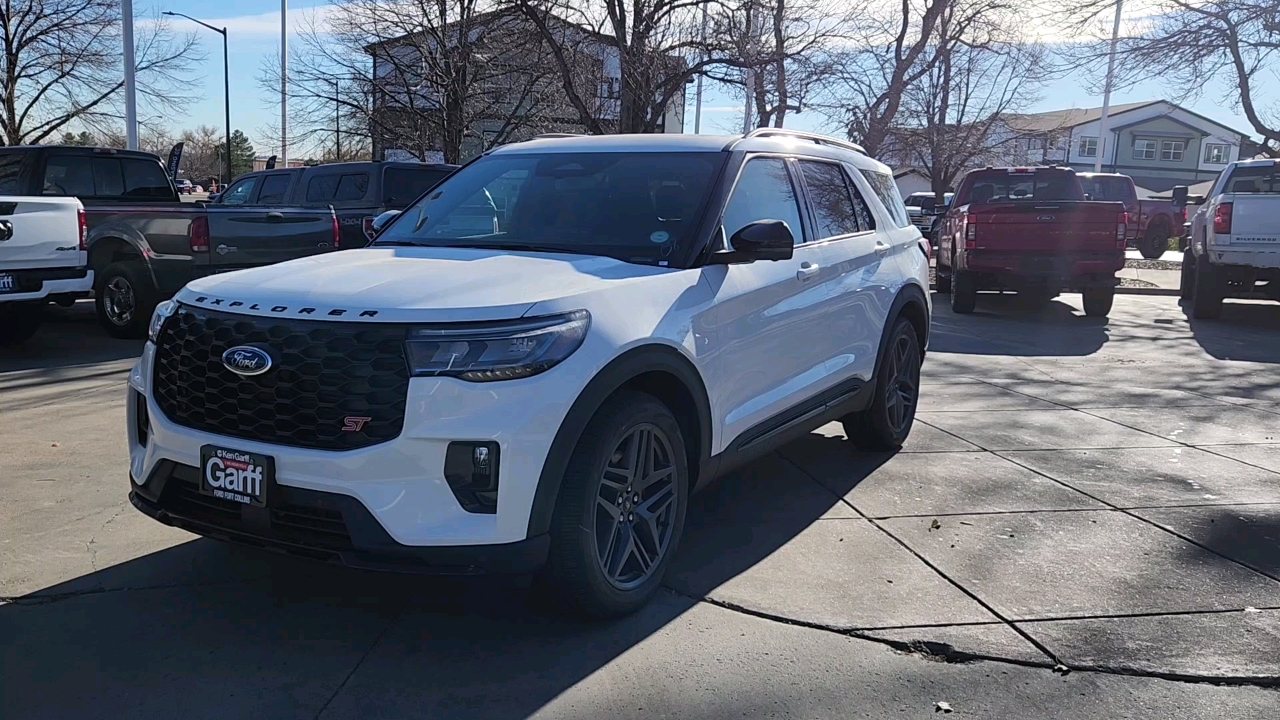 2025 Ford Explorer ST 1