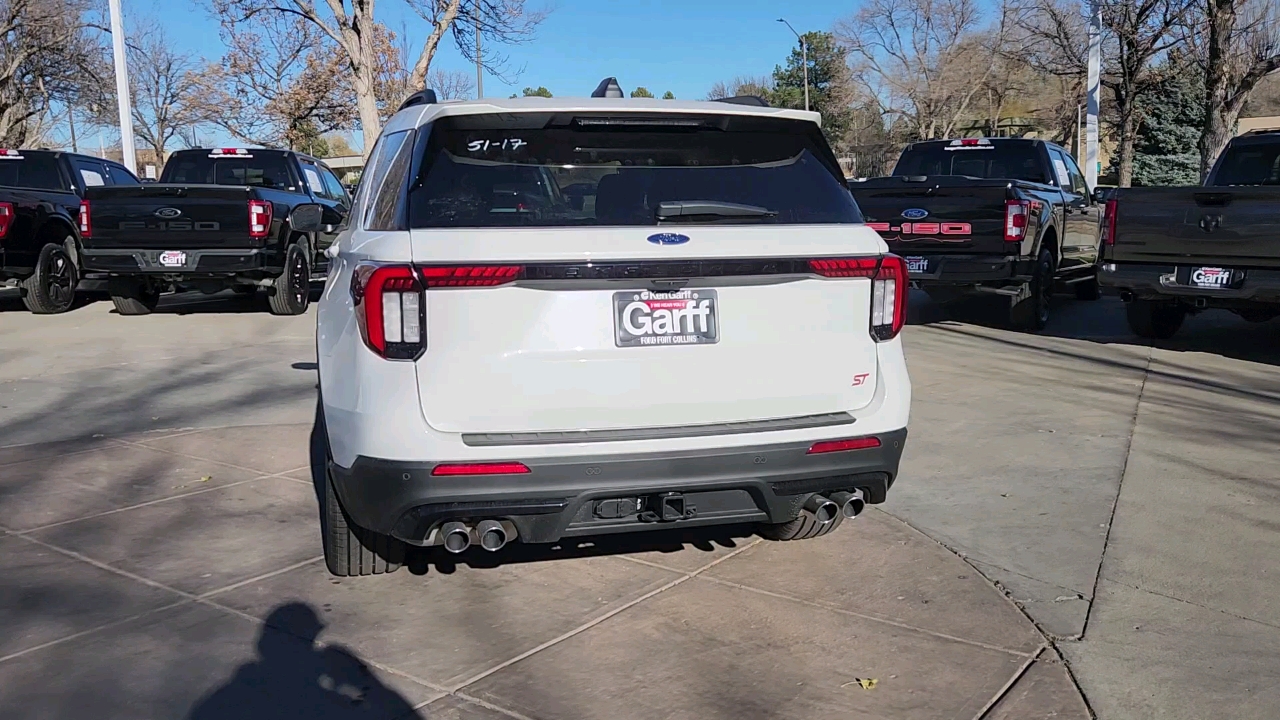 2025 Ford Explorer ST 4