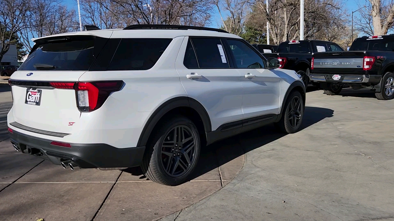 2025 Ford Explorer ST 5