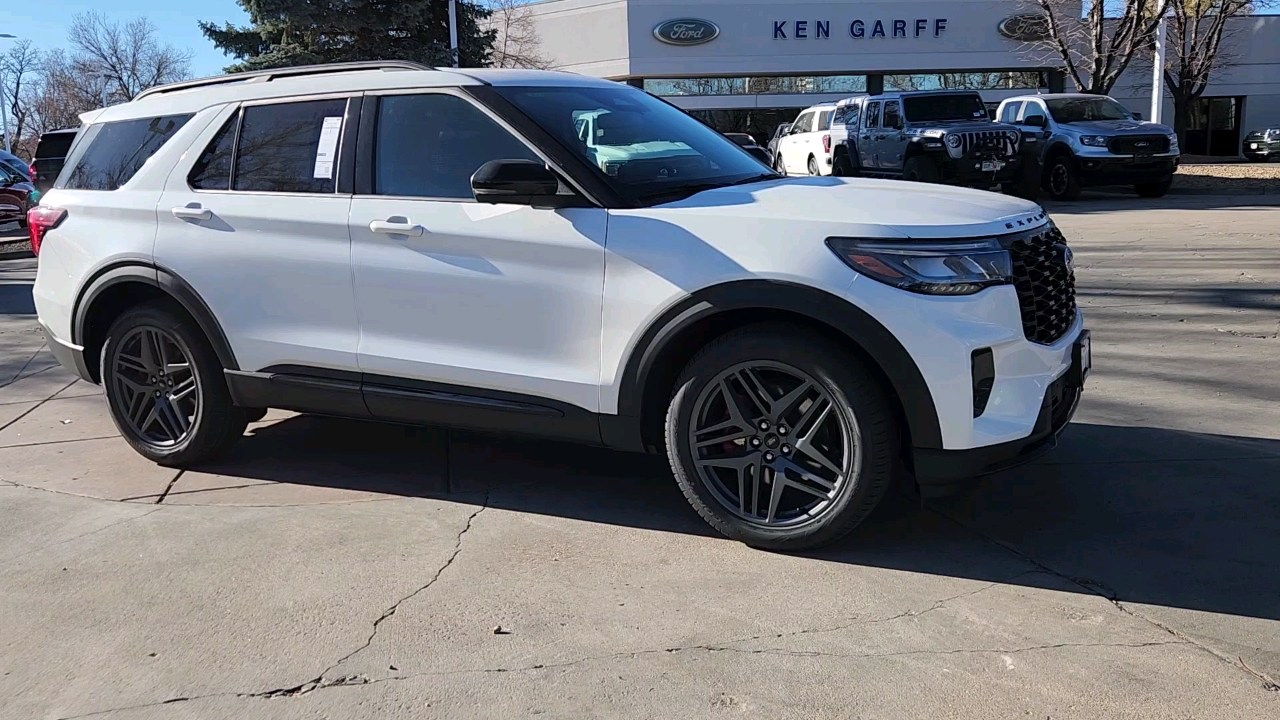 2025 Ford Explorer ST 6