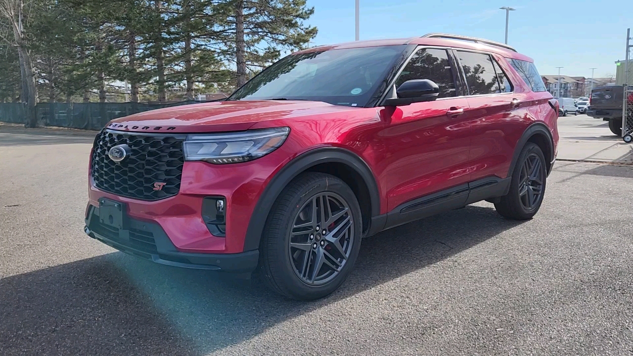 2025 Ford Explorer ST 1