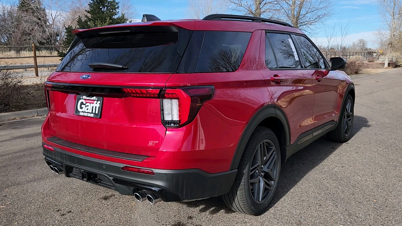 2025 Ford Explorer ST 23