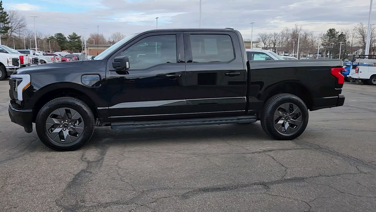 2024 Ford F-150 Lightning Flash 2