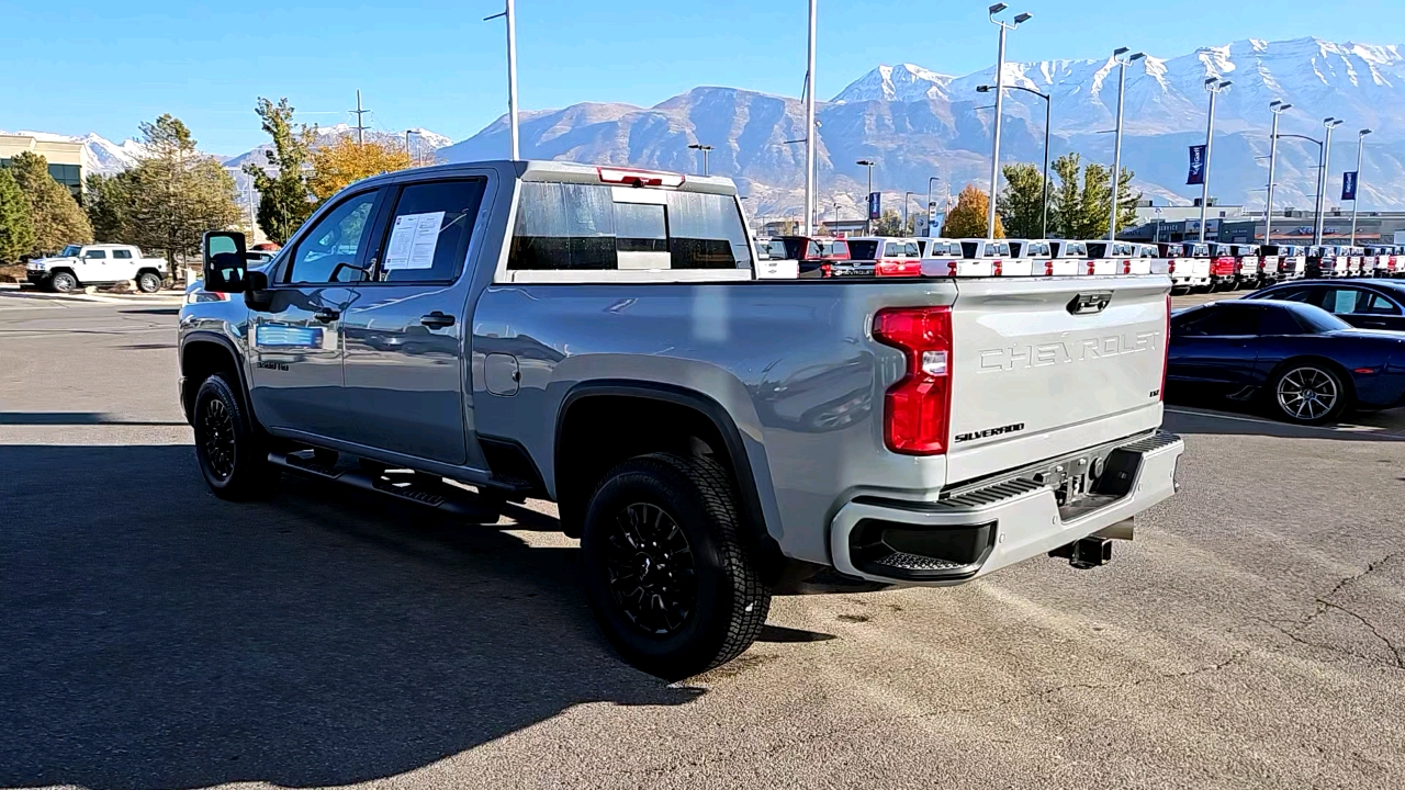 2024 Chevrolet Silverado 3500HD LTZ 3