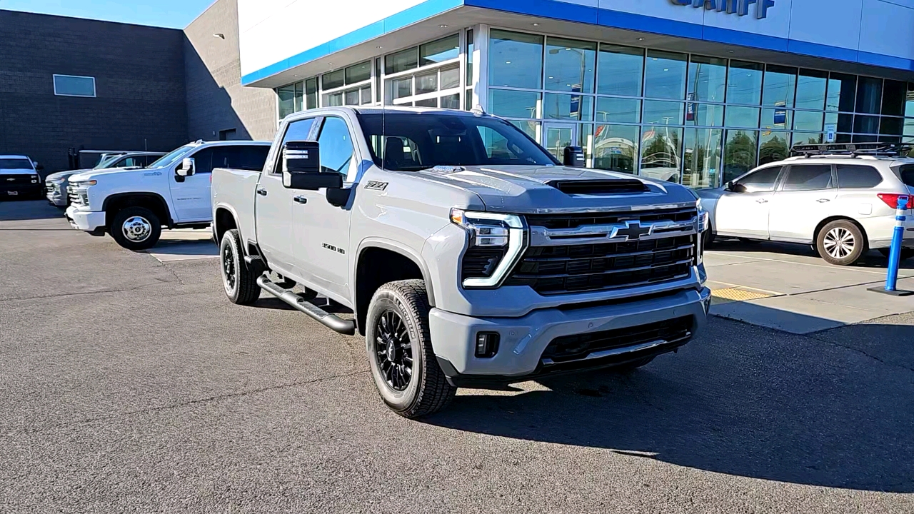 2024 Chevrolet Silverado 3500HD LTZ 6