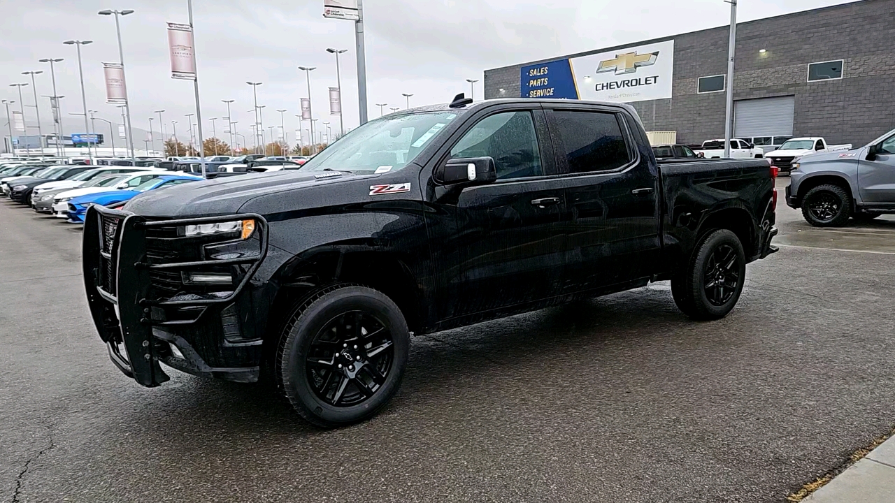 2020 Chevrolet Silverado 1500 RST 2