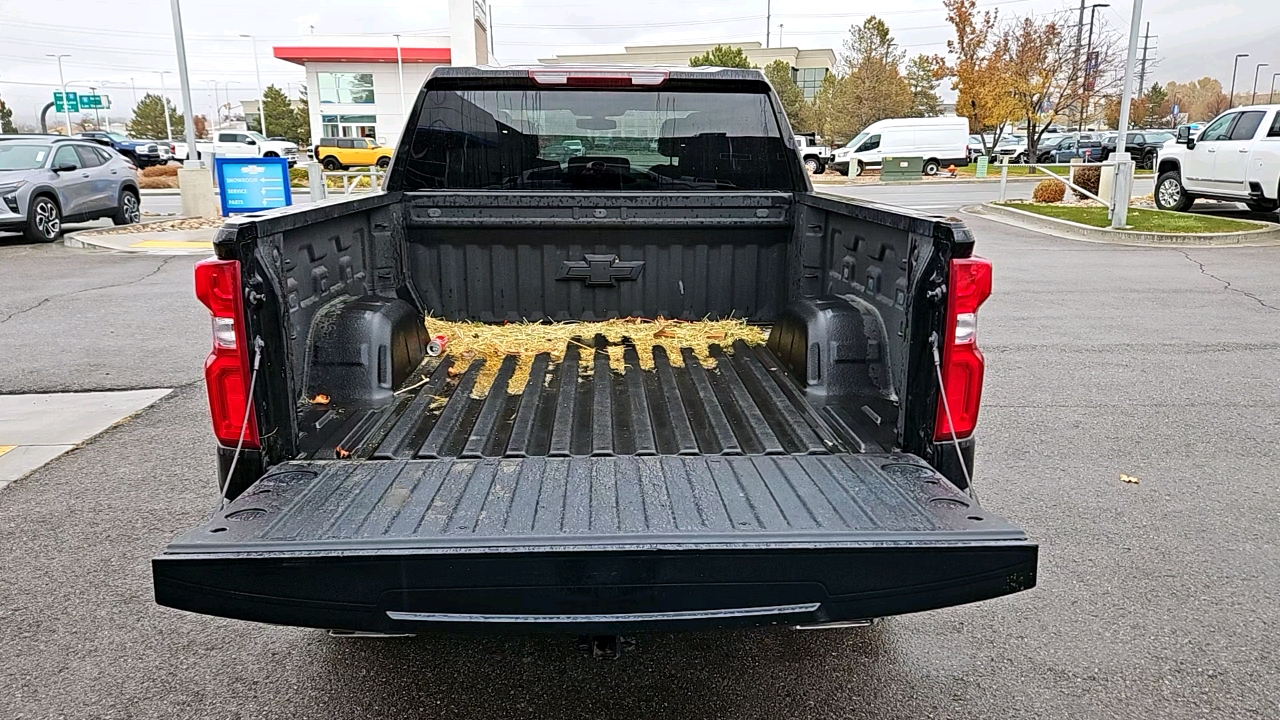 2020 Chevrolet Silverado 1500 RST 24