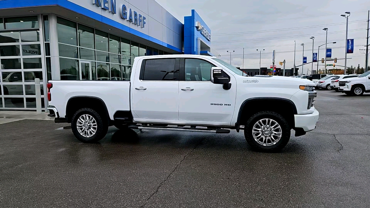 2020 Chevrolet Silverado 3500HD High Country 6