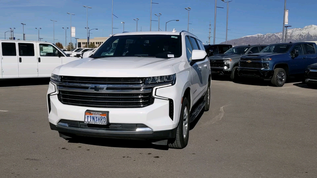 2021 Chevrolet Suburban LT 8