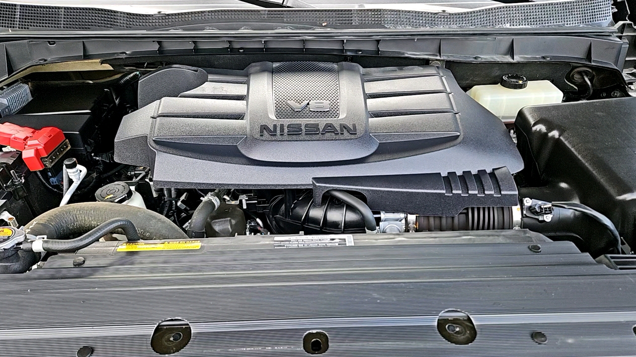 2021 Nissan Titan PRO-4X 24