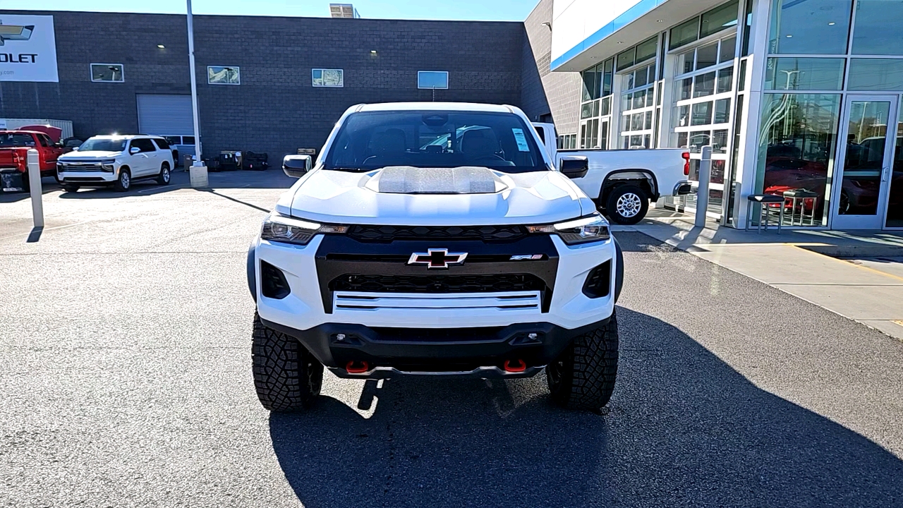 2024 Chevrolet Colorado 4WD ZR2 26