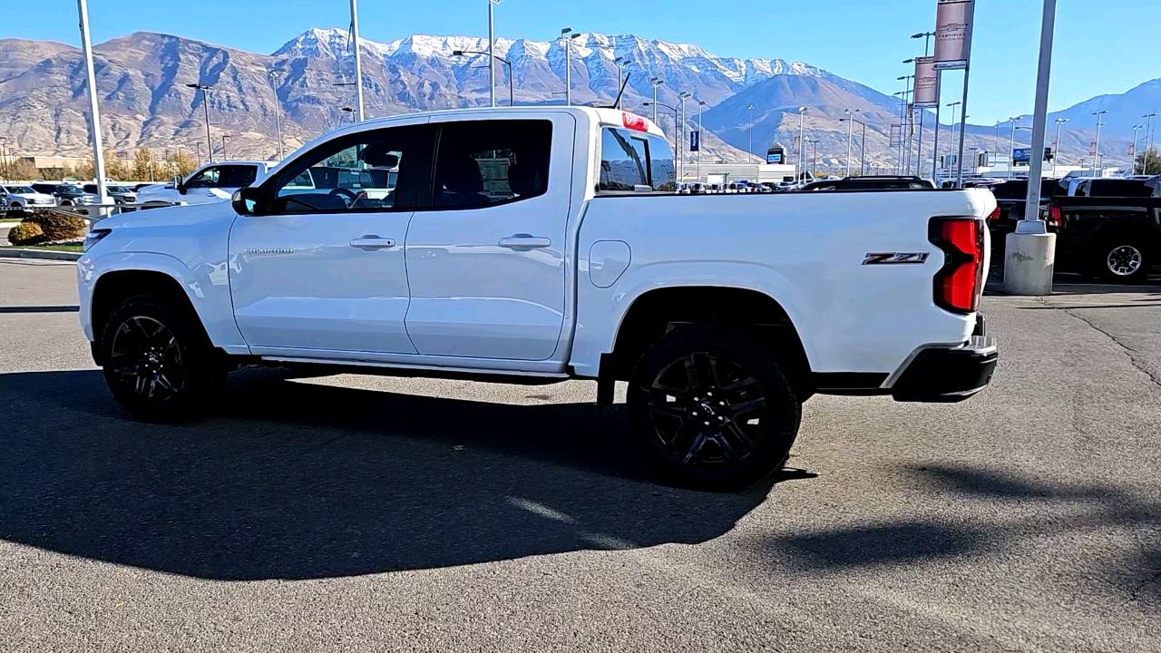 2024 Chevrolet Colorado 4WD Z71 3