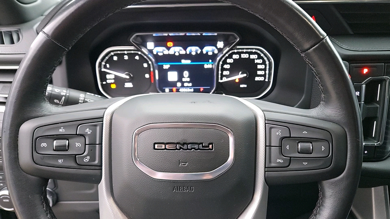 2021 GMC Yukon XL Denali 9