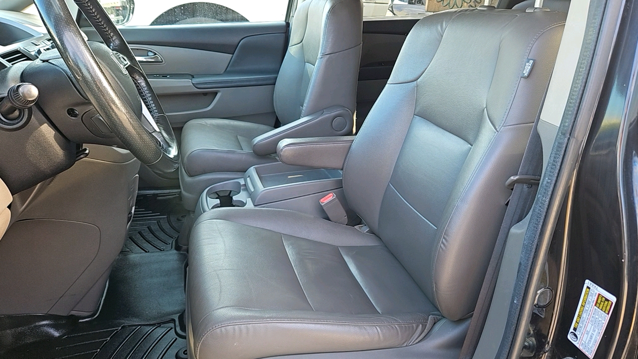 2014 Honda Odyssey Touring Elite 16