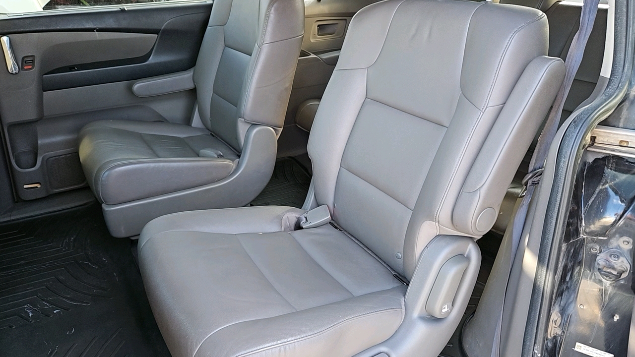 2014 Honda Odyssey Touring Elite 21