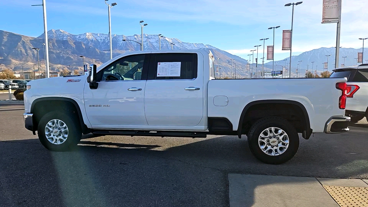 2021 Chevrolet Silverado 2500HD LTZ 3