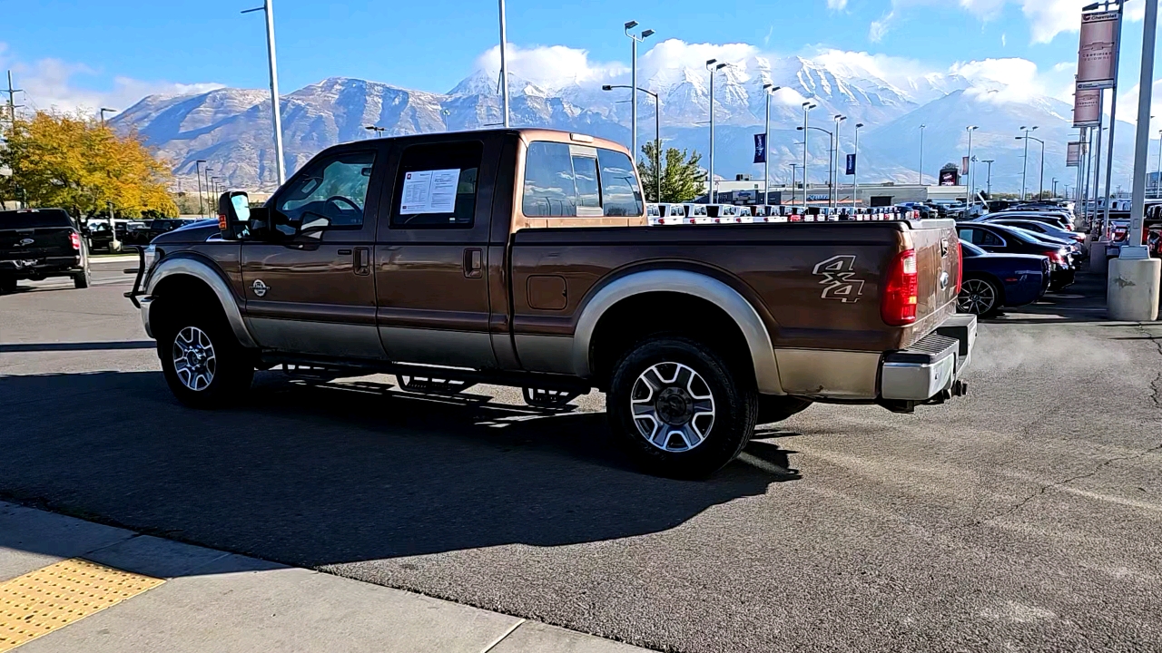 2011 Ford Super Duty F-250 SRW Lariat 3