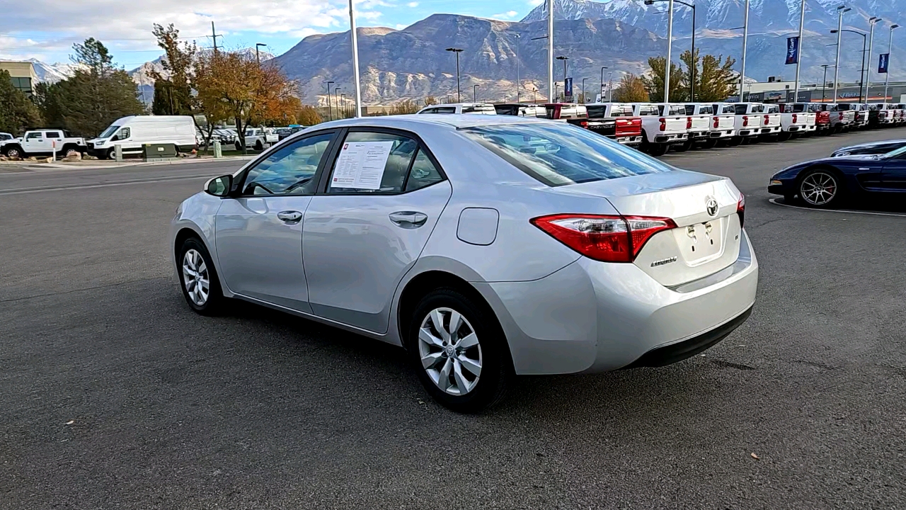 2015 Toyota Corolla LE 4