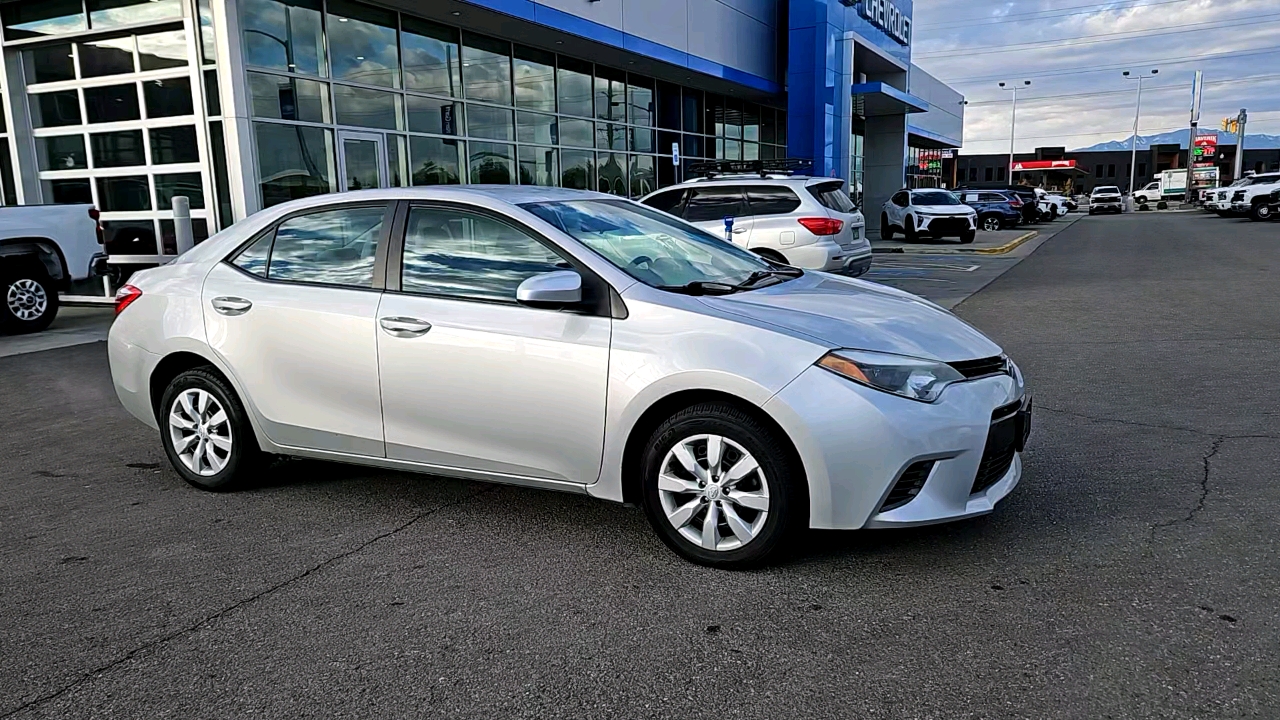 2015 Toyota Corolla LE 8