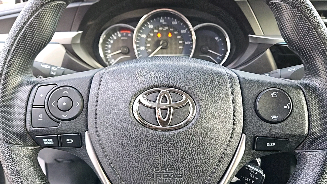 2015 Toyota Corolla LE 14