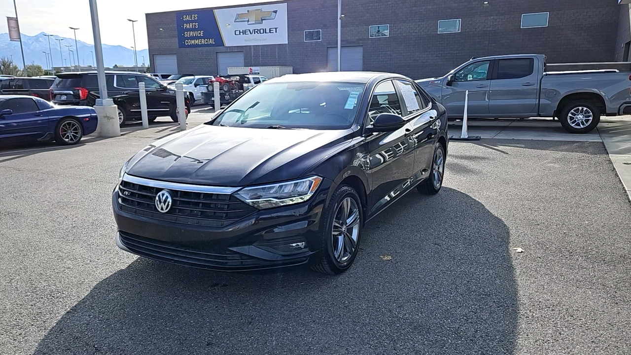 2019 Volkswagen Jetta R-Line 1