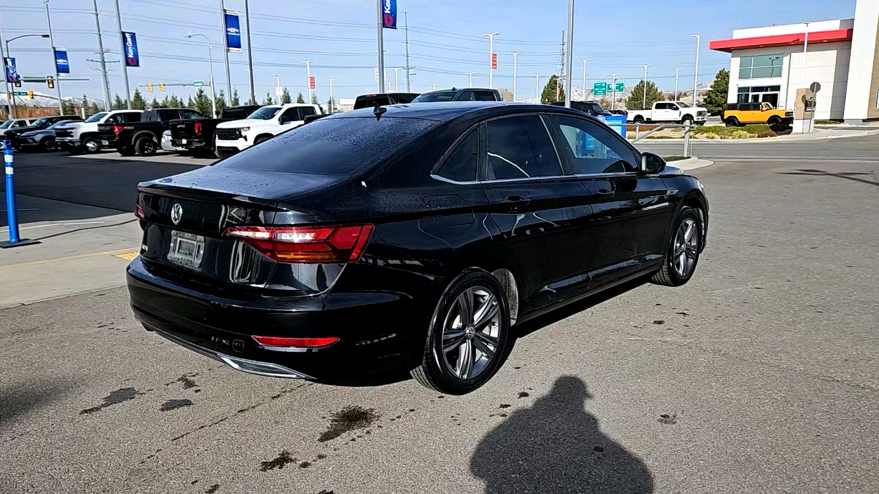 2019 Volkswagen Jetta R-Line 5