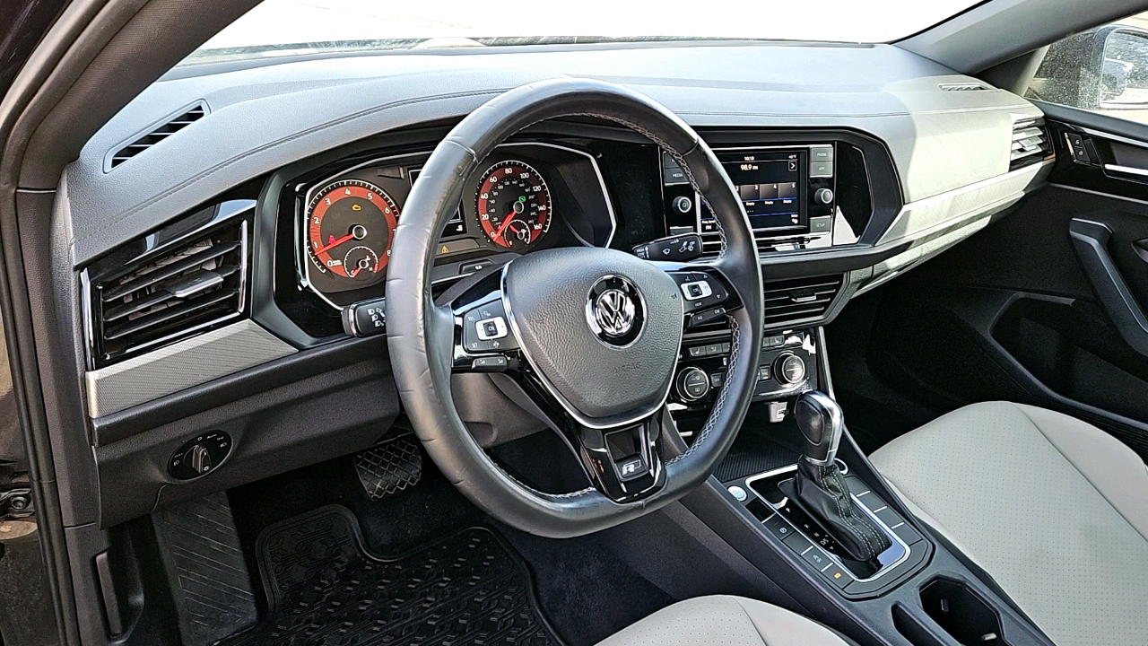 2019 Volkswagen Jetta R-Line 10