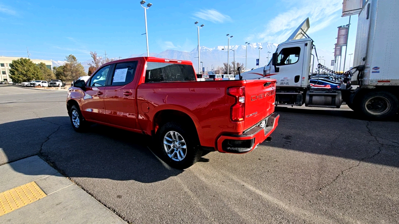 2022 Chevrolet Silverado 1500 RST 3