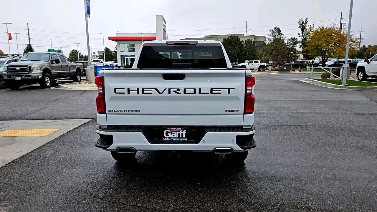 2025 Chevrolet Silverado 1500 RST 4